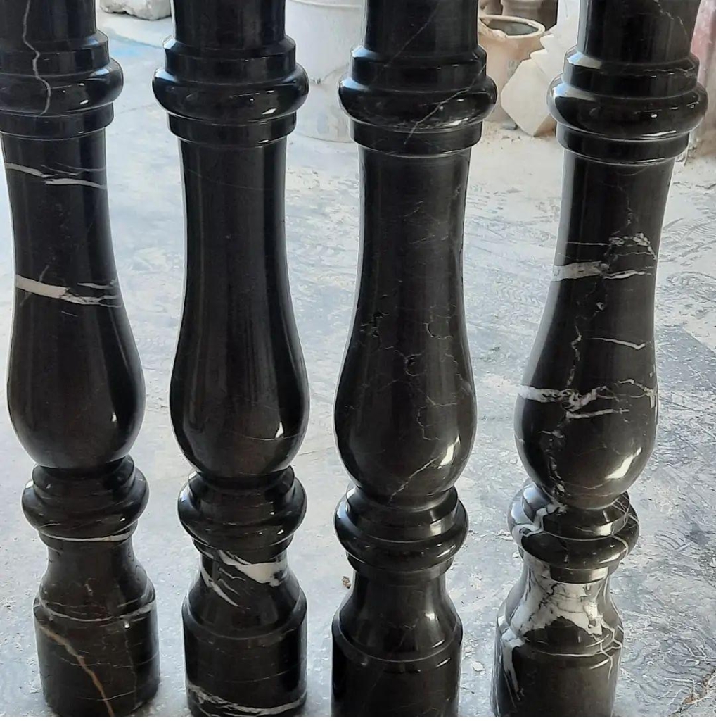 صراحی مشکی ۷۰ سانت